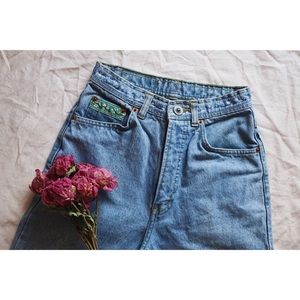 Vintage FREEGO Hi-Waisted Jeans / Size 0-1